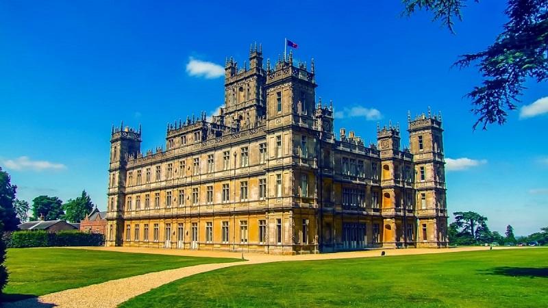 Downton Abbey London Tour