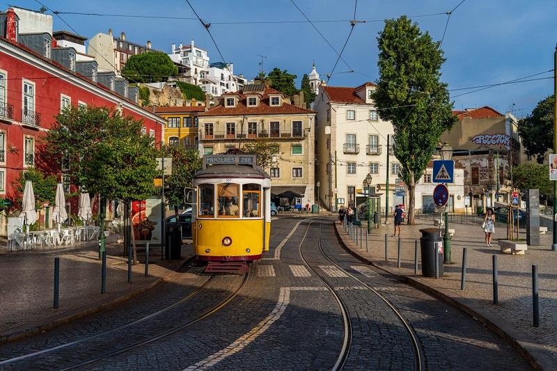 walking tours in Lisbon