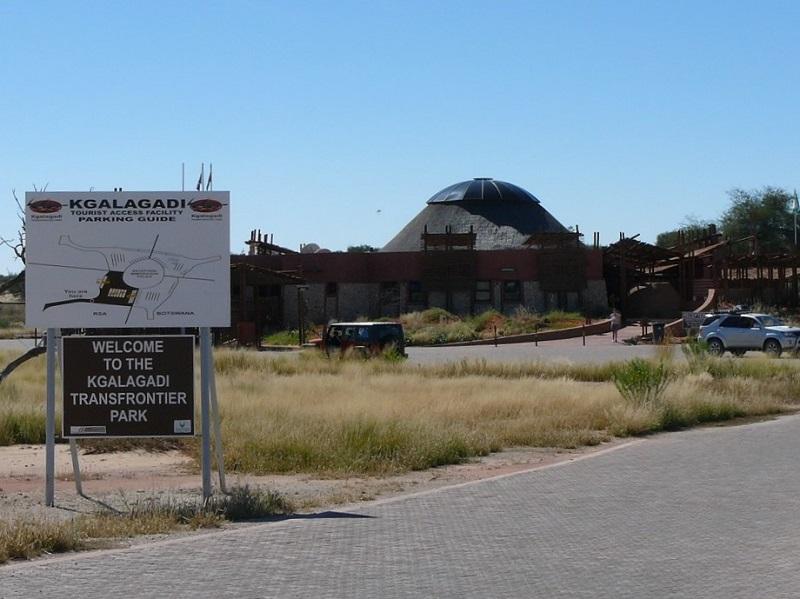 Guide to Kgalagadi National Park