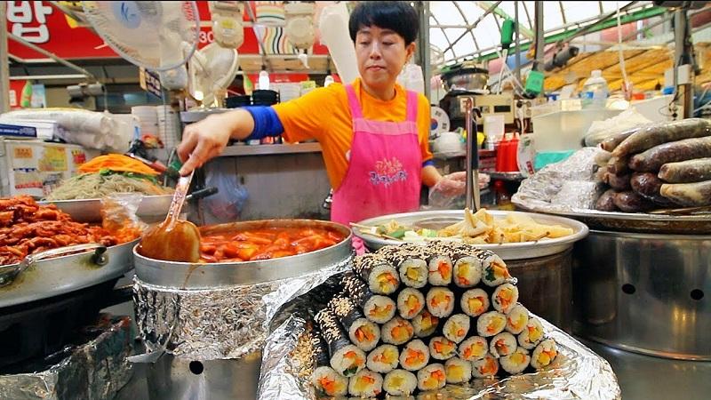 Best Street Food Destinations in Asia