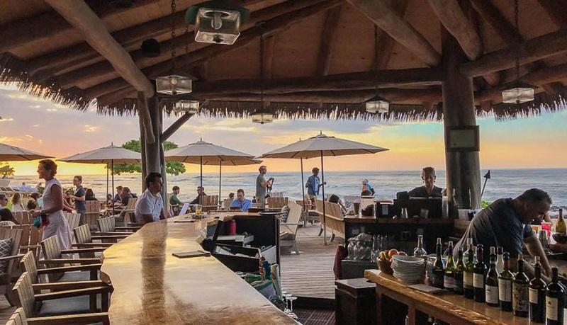 Best Outdoor Bars in the USA