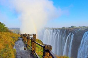 Guide to Mosi-oa-Tunya National Park