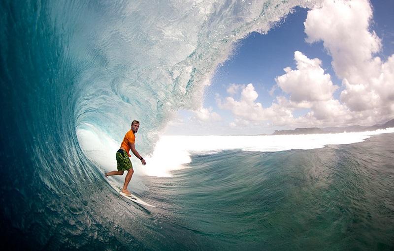 Ultimate Guide to the Top Surfing Destinations in the World