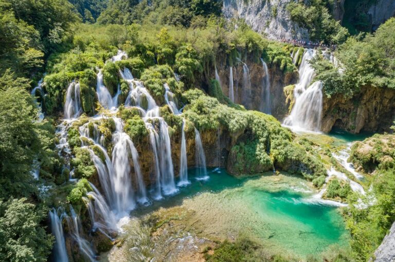 Guide to Plitvice Lakes National Park