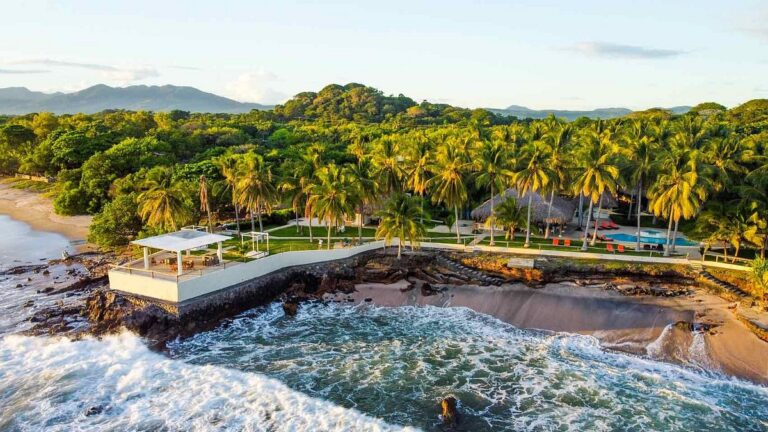 Best Resorts in El Salvador
