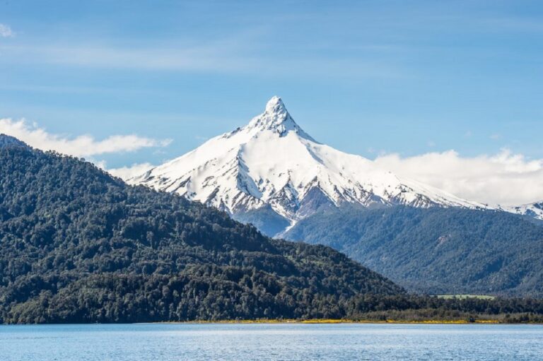 Guide to Vicente Perez Rosales National Park